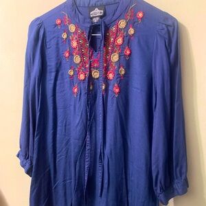 Women’s Navy blue, boho top.